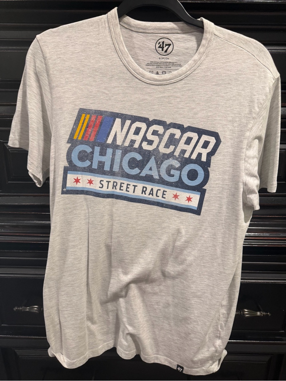 '47 Men’s NASCAR Chicago Street Race Heather Gray Graphic Tee